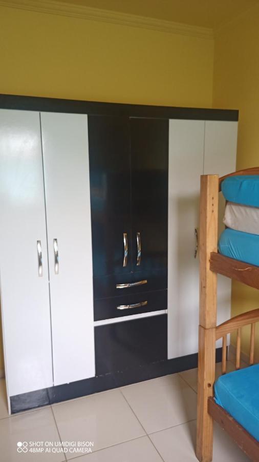 Casa Com Piscina , Churrasqueira, Wi-Fi, Em Rua De Areia A 1Km Da Praia, Bairro Sussegado, Proibido Uso De Som Extremamente Alto Ideal Para Descansar อิตันญาเอม ภายนอก รูปภาพ